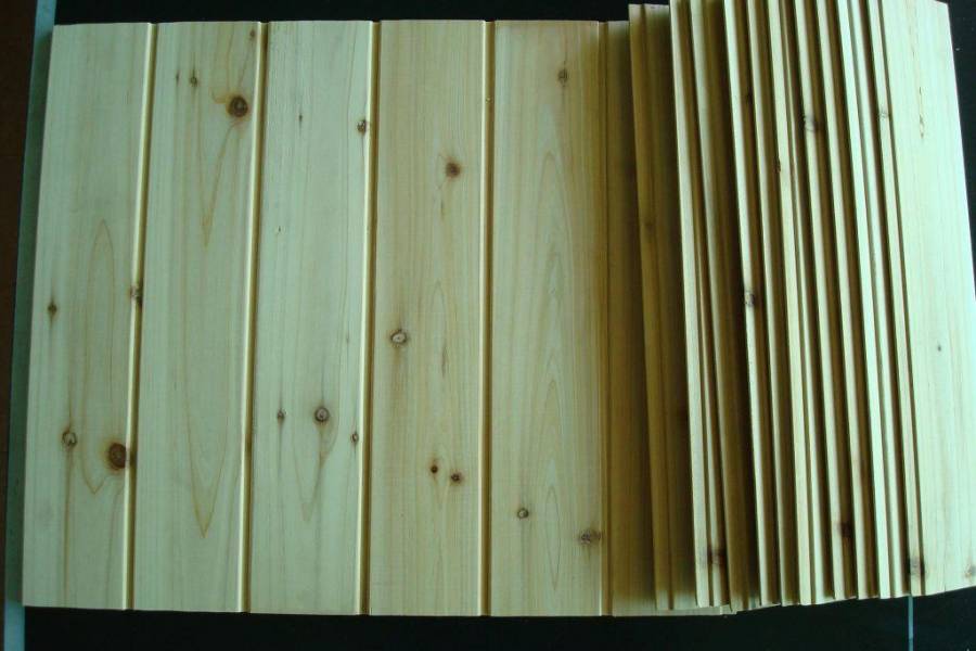 Wainscoting / Wall Paneling